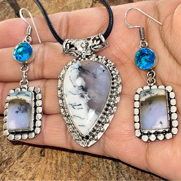 Dendritic Agate Pendant & Earrings Set - Picture 3 of 11